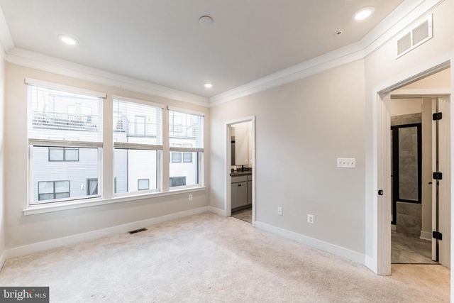 4404 ROLAND HEIGHTS AVE, Baltimore, MD 21211