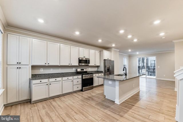 4404 ROLAND HEIGHTS AVE, Baltimore, MD 21211