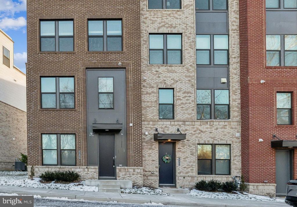 4404 ROLAND HEIGHTS AVE, Baltimore, MD 21211