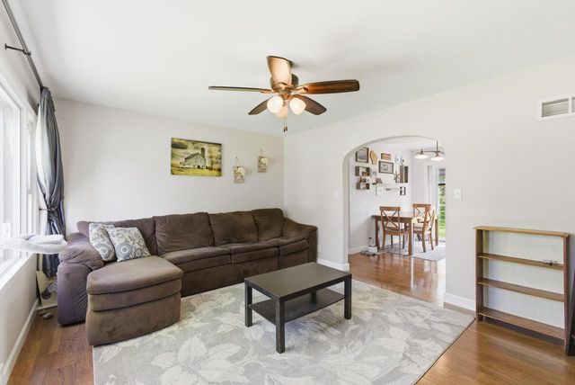 12215 W Mcshane ROAD, Franklin, WI 53132