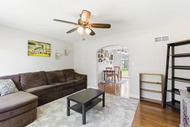 12215 W Mcshane ROAD, Franklin, WI 53132
