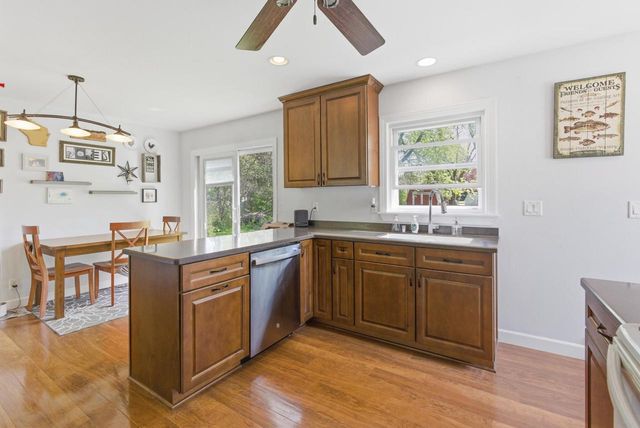 12215 W Mcshane ROAD, Franklin, WI 53132