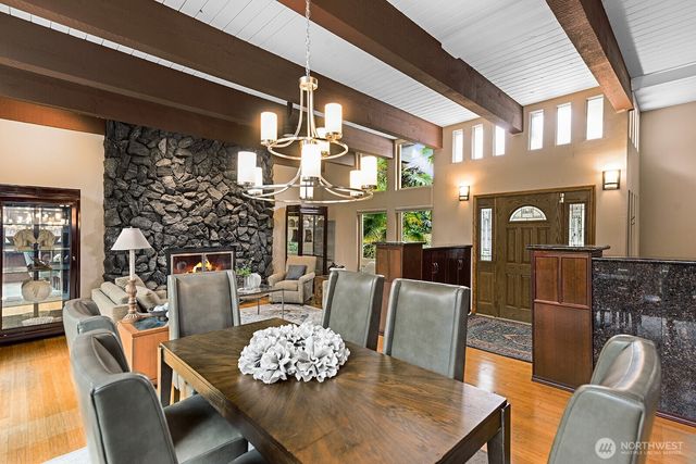 16 Cascade Key, Bellevue, WA 98006