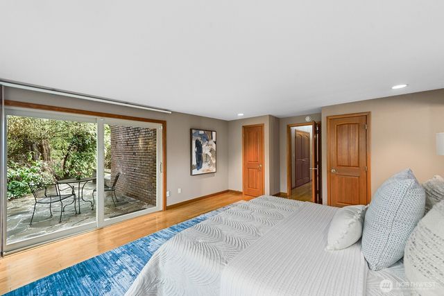 16 Cascade Key, Bellevue, WA 98006