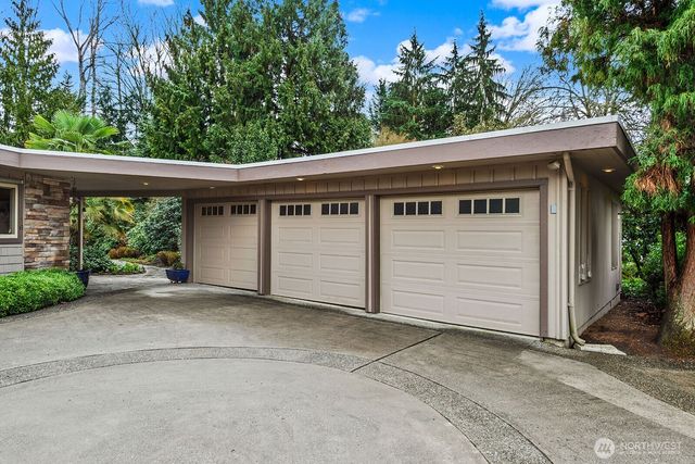16 Cascade Key, Bellevue, WA 98006