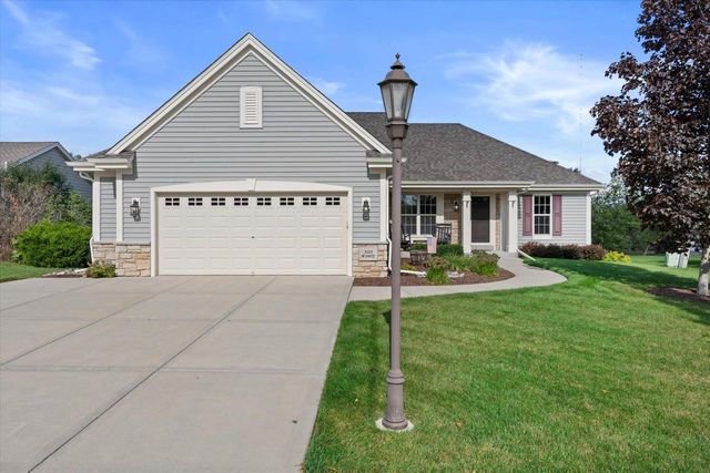 N173W19972 Creekside DRIVE, Jackson, WI 53037