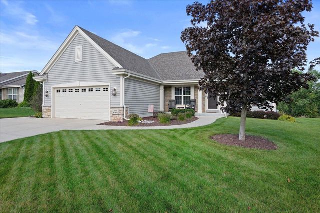 N173W19972 Creekside DRIVE, Jackson, WI 53037