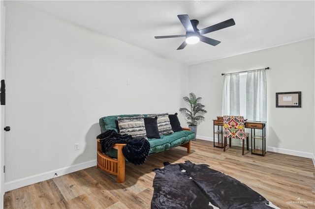 1811 N 5th Street, Mcallen, TX 78501