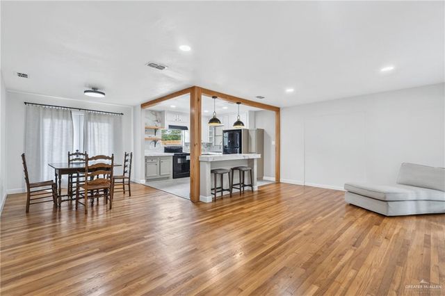 1811 N 5th Street, Mcallen, TX 78501
