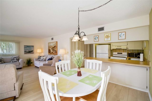 5476 SWIFT ROAD 19, Sarasota, FL 34231