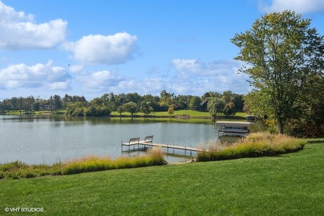 65 ROUND BARN Road, Barrington Hills, IL 60010