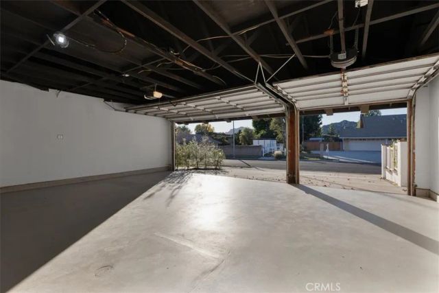 10900 Remmet Avenue, Chatsworth, CA 91311