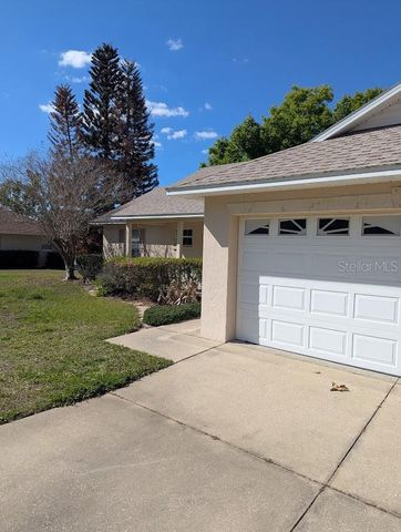 108 TWIN LAKE CIRCLE, Umatilla, FL 32784