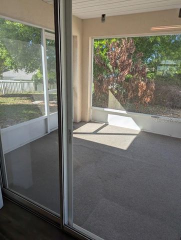 108 TWIN LAKE CIRCLE, Umatilla, FL 32784