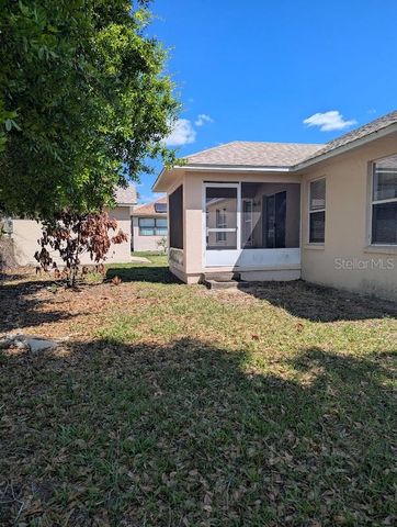 108 TWIN LAKE CIRCLE, Umatilla, FL 32784