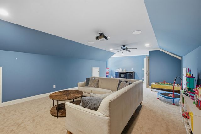 5212 Williamsburg Rd, Brentwood, TN 37027