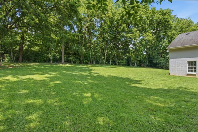 5212 Williamsburg Rd, Brentwood, TN 37027