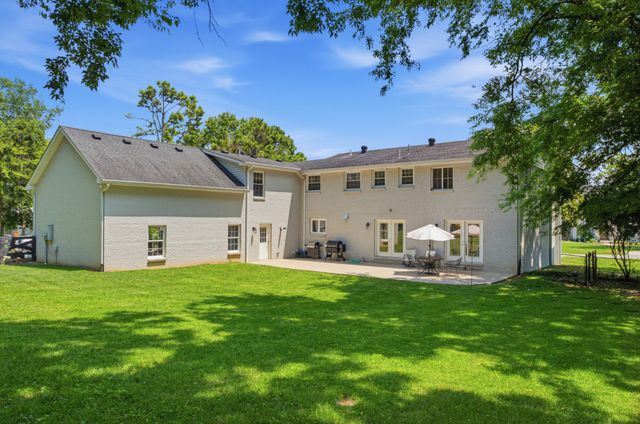 5212 Williamsburg Rd, Brentwood, TN 37027