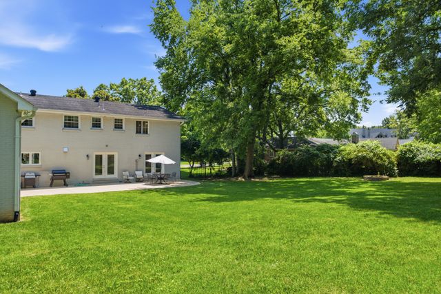 5212 Williamsburg Rd, Brentwood, TN 37027