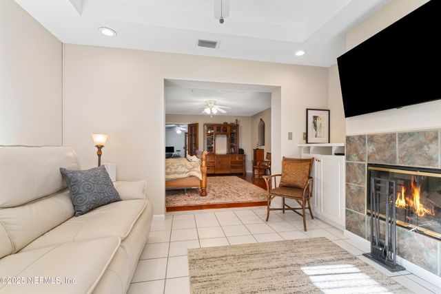 2303 SHIPWRECK Drive, Jacksonville, FL 32224