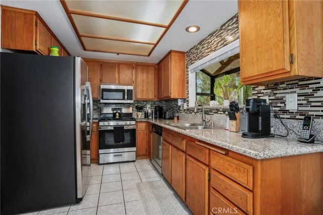 14025 Rabbit Road, Sylmar, CA 91342