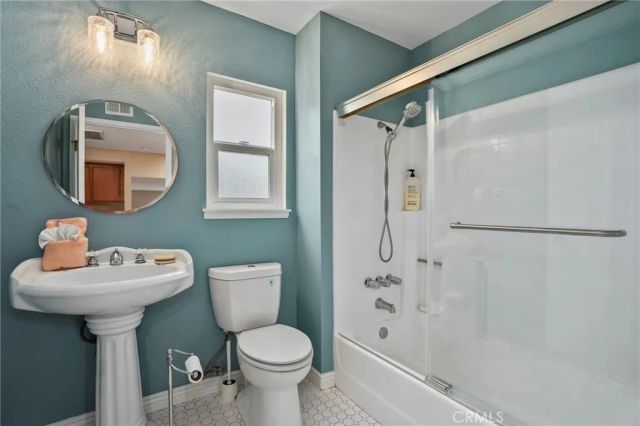 14025 Rabbit Road, Sylmar, CA 91342