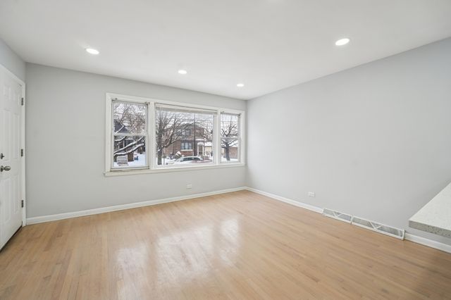 4914 W 32nd Place, Cicero, IL 60804