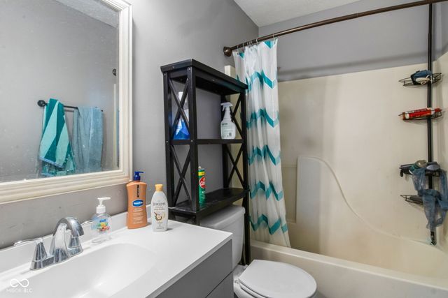 716 Rose Lane, Brownsburg, IN 46112