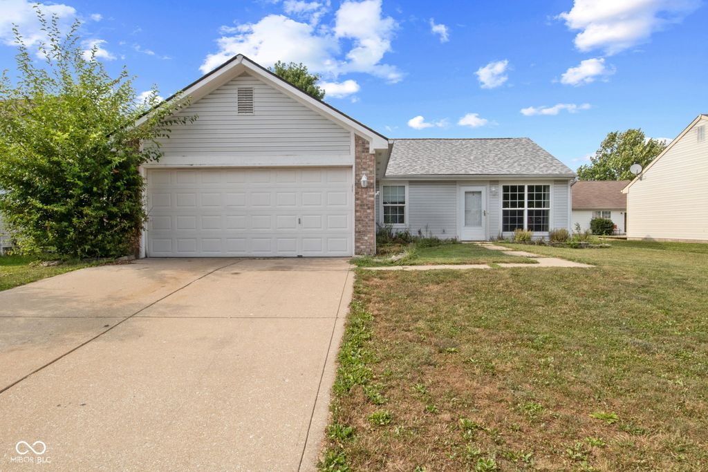 716 Rose Lane, Brownsburg, IN 46112