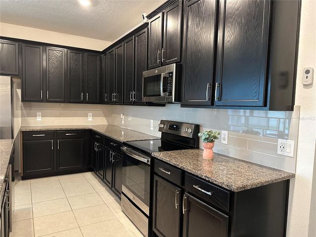 2104 STILLWOOD WAY, St Cloud, FL 34771