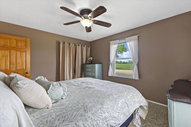 3422 Eagle ROAD, Kansasville, WI 53139