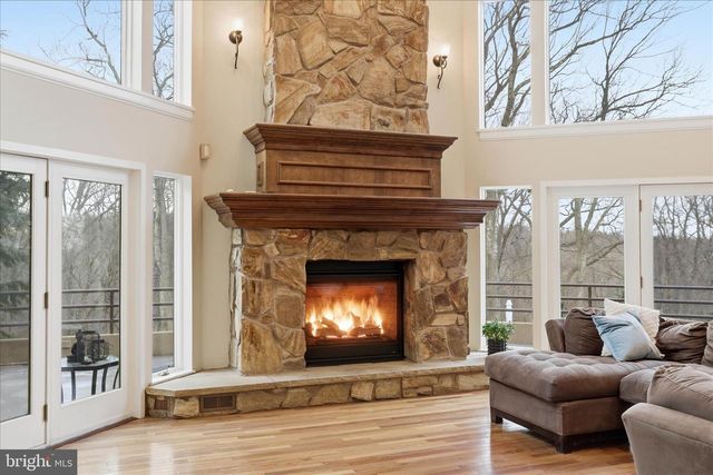 20 VINEYARD LN, Bechtelsville, PA 19505