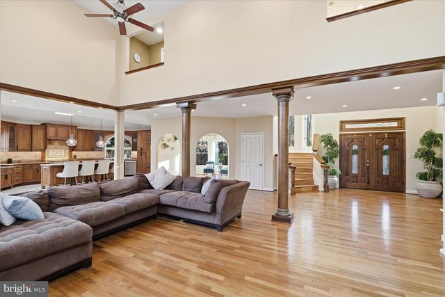 20 VINEYARD LN, Bechtelsville, PA 19505