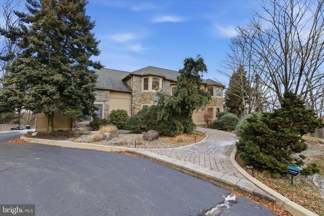 20 VINEYARD LN, Bechtelsville, PA 19505