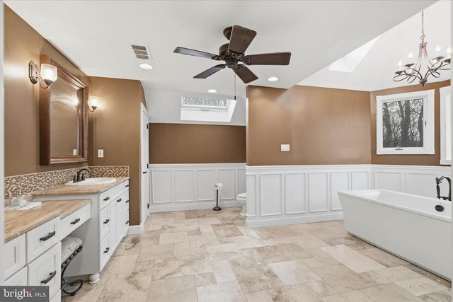 20 VINEYARD LN, Bechtelsville, PA 19505