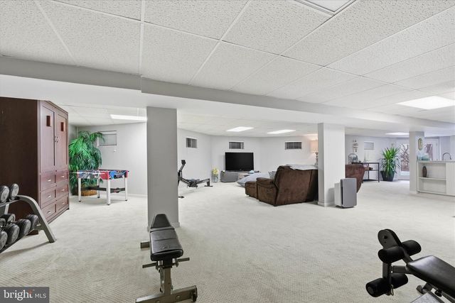 20 VINEYARD LN, Bechtelsville, PA 19505