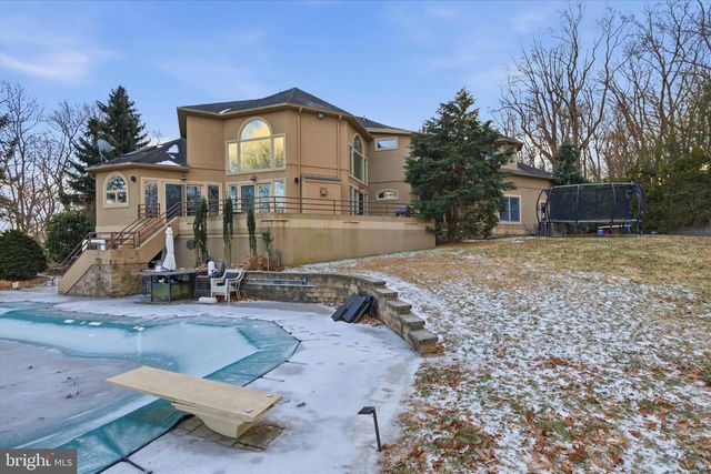 20 VINEYARD LN, Bechtelsville, PA 19505