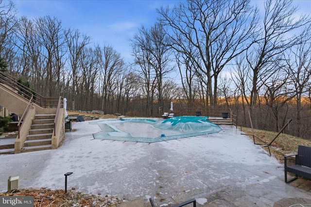 20 VINEYARD LN, Bechtelsville, PA 19505