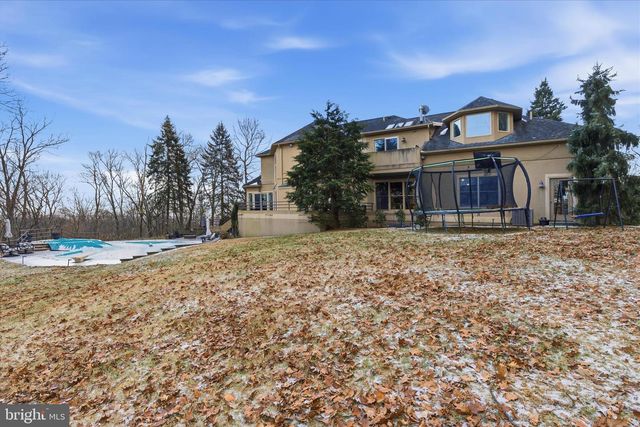 20 VINEYARD LN, Bechtelsville, PA 19505