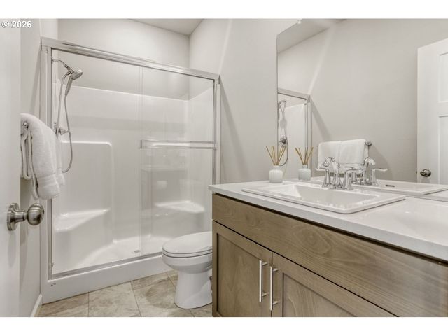 2704 S 8TH Way, Ridgefield, WA 98642