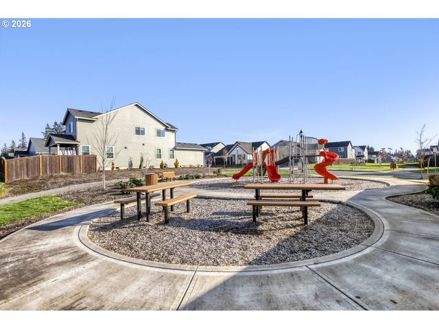 2704 S 8TH Way, Ridgefield, WA 98642