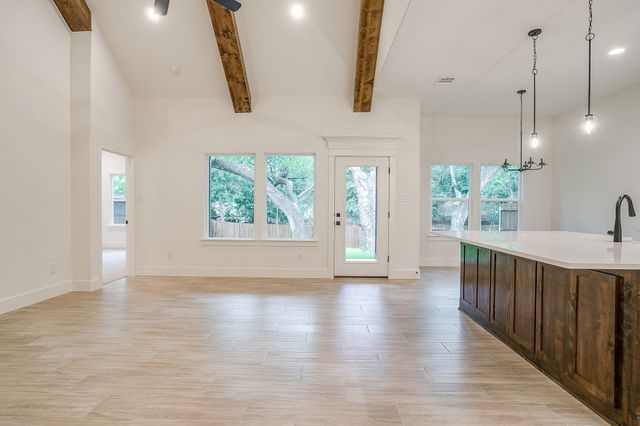 3219 NW 25th Street, Fort Worth, TX 76106