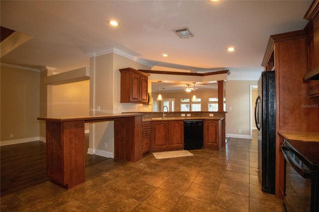5068 PECAN DRIVE, Lakeland, FL 33810