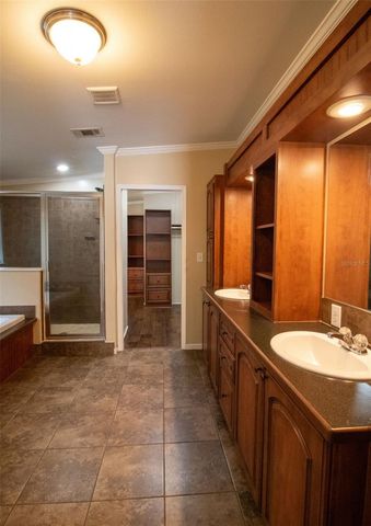 5068 PECAN DRIVE, Lakeland, FL 33810