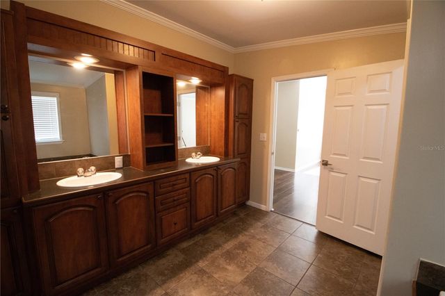 5068 PECAN DRIVE, Lakeland, FL 33810