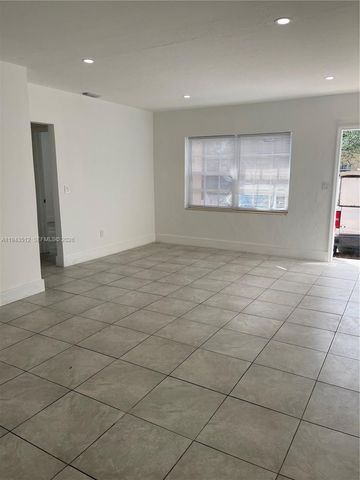 317 E 8th St 1, Hialeah, FL 33010