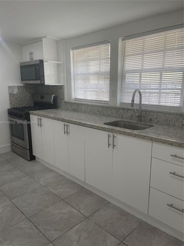 317 E 8th St 1, Hialeah, FL 33010
