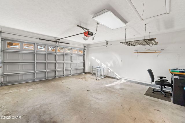 6207 Ivy Road, Panama City, FL 32404