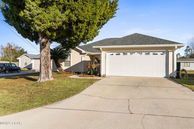 6207 Ivy Road, Panama City, FL 32404