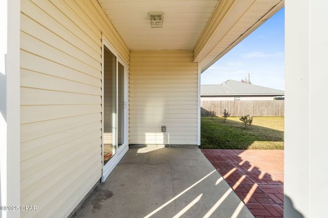 6207 Ivy Road, Panama City, FL 32404